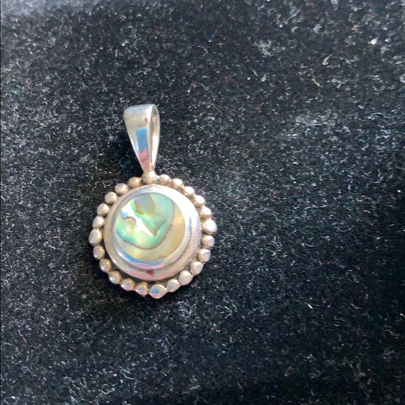 Jewelry - Sterling silver pendant